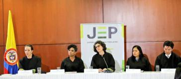 Juristinnen und Juristen der Sonderjustiz für den Frieden in Kolumbien