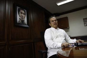 Mexiko hat anerkannt, dass der ehemalige Außenminister von Ecuador, Ricardo Patiño, politisch verfolgt wird und ihm deswegen Asyl erteilt Mexiko hat anerkannt, dass der ehemalige Außenminister von Ecuador, Ricardo Patiño, politisch verfolgt wird und ihm deswegen Asyl erteilt