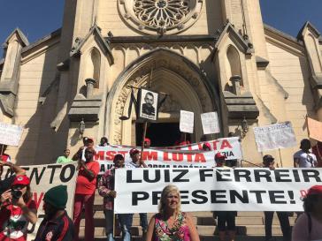 Demonstration am Samstag in Valinhos im Gedenken an Luiz Ferreira da Costa