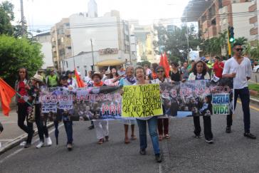 Tausende Menschen haben am 26.Juli gegen die anhaltende Gewalt und die tödlichen Angriffe auf soziale und politische Aktivisten in Kolumbien protestiert