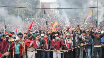 Proteste im Oktober 2019 in der Hauptstadt Quito gegen die neoliberale Politik von Moreno Proteste im Oktober 2019 in der Hauptstadt Quito gegen die neoliberale Politik von Moreno