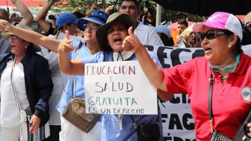 In Honduras nehmen die Proteste gegen die Regierungspolitik im Bildungs-und Gesundheitsbereich weiter zu