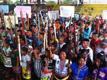 Bei der landesweiten Minga in diesem Frühjahr prangerten die Streikenden auch die systematischen Morde an Anführern sozialer Bewegungen an (hier am 4. Mai in Riosucio, Chocó)