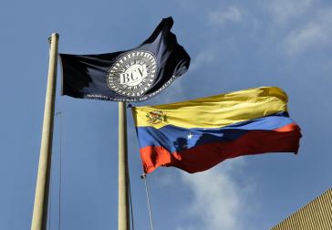 Venezuelas Zentralbank fordert Rückgabe des Goldes, um die Mittel zur Bekämpfung der Corona-Pandemie einzusetzen.