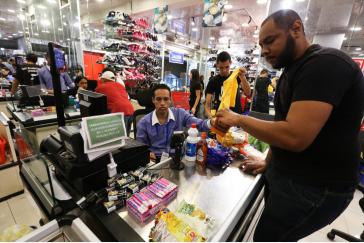 Bezahlung per Petro-App im Supermarkt Bezahlung per Petro-App im Supermarkt