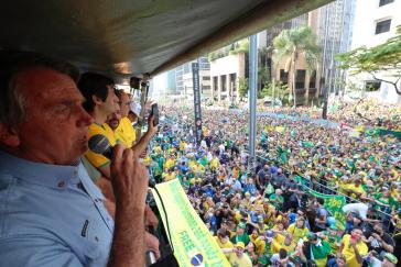 Präsident Bolsonaro spricht vor Anhängern am 7. September