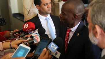 Obwohl er nicht nur bei der Opposition sehr umstritten ist, gibt Präsident Jovenel Moïse weiterhin den Takt in Haiti vor
