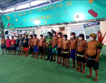 Auf dem 2. Forum der Anführer:innen der Yanomami und Ye'kwana wurde ein gemeinsamer Forderungskatalog erstellt