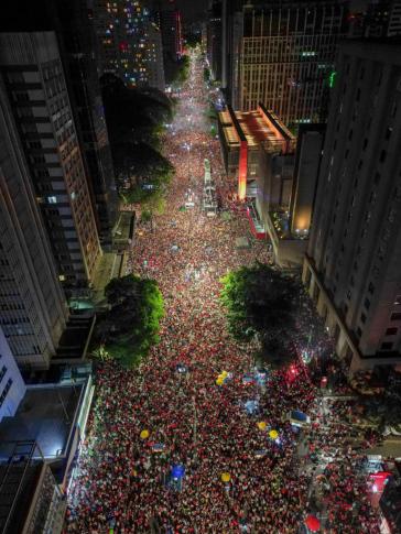Feier von Lulas Wahlsieg auf der Avenida Paulista im Zentrum von São Paulo