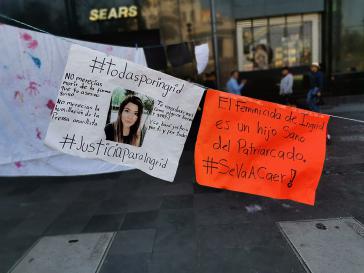 Protestplakate in Mexiko-Stadt fordern Gerechtigkeit für Ingrid Escamilla Protestplakate in Mexiko-Stadt fordern Gerechtigkeit für Ingrid Escamilla
