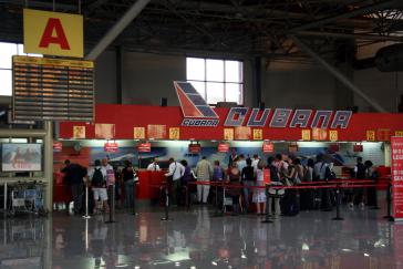 Check-In-Bereich am Flughafen von Havanna