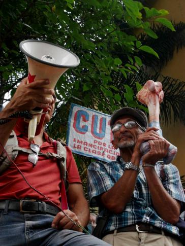 Proteste gegen Niedriglöhne in Venezuela. Wirtschaftliche "Stabilisierung" verurteilt oft einen großen Teil der Menschheit zur Verelendung