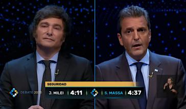 Milei (li.) und Massa bei der TV-Debatte am Sonntag vor der anstehenden Wahl in Argentinien Milei (li.) und Massa bei der TV-Debatte am Sonntag vor der anstehenden Wahl in Argentinien