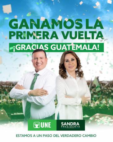 Sandra Torres, hier mit Vizepräsidentschaftskandidat Carlos Raul Morales, kam auf knapp 15 Prozent