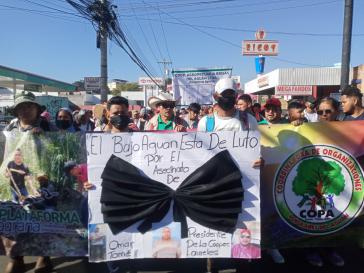 Protest gegen die Gewalt: "Bajo Aguán trauert". Sieben Bauern und Umweltaktivisten wurden dort in diesem Jahr getötet