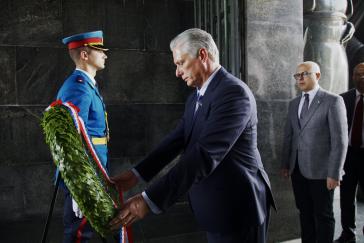 In Belgrad besuchte Díaz-Canel auch das Denkmal des Unbekannten Soldaten
