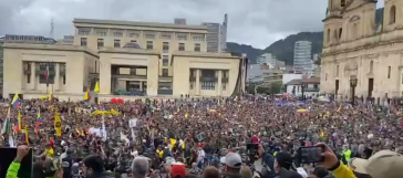 Kundgebung von Angehörigen der Streitkräfte im Ruhestand auf dem Platz Plaza de Bolívar (Screenshot)