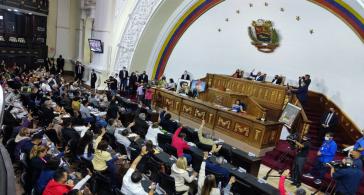 Die Nationalversammlung billigte den Entwurf mit der Mehrheit der PSUV-Abgeordneten