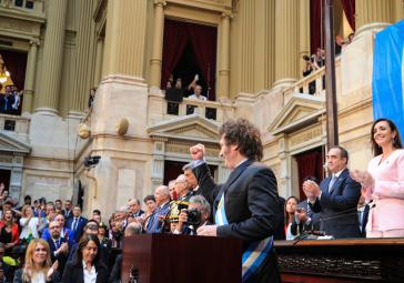 Javier Milei nach seiner Rede im Parlament