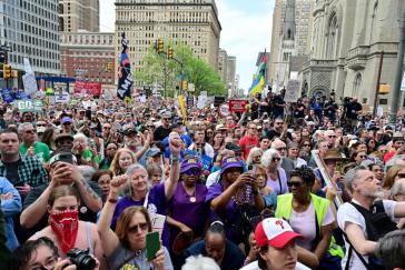 Die 1. Mai Demonstration erlebten in den USA deutlichen Zulauf, Latinos sind zentral beteiligt Die 1. Mai Demonstration erlebten in den USA deutlichen Zulauf, Latinos sind zentral beteiligt