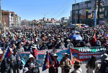 Protestierende auf den Straßen von El Alto Protestierende auf den Straßen von El Alto
