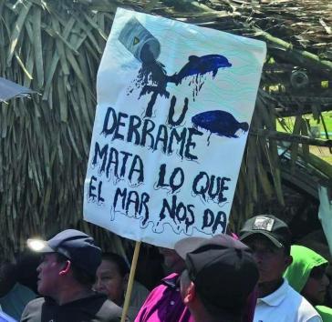 Fischer in Veracruz protestieren gegen die Auswirkungen der Ölpest im Golf von Mexiko Fischer in Veracruz protestieren gegen die Auswirkungen der Ölpest im Golf von Mexiko