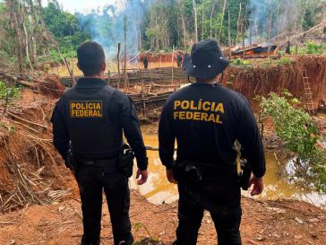 Brasilien kombiniert Polizeieinsätze mit forensischen Analysen, um gegen den illegalen Goldabbau vorzugehen.
