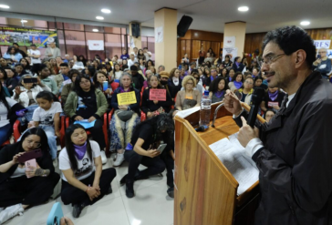 Iván Cepeda bei einer politischen Veranstaltung in Bogotá Iván Cepeda bei einer politischen Veranstaltung in Bogotá