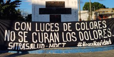 "Schwarze Weihnachten": Proteste in San Salvador gegen zahlreiche Entlassungen im Gesundheitswesen kurz vor Weihnachten. "Schwarze Weihnachten": Proteste in San Salvador gegen zahlreiche Entlassungen im Gesundheitswesen kurz vor Weihnachten.