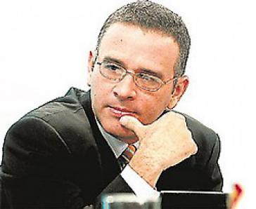 Mauricio Funes besucht Caracas