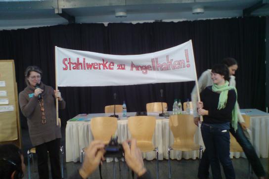 Proteste gegen das Stahlwerk auch in Deutschland Proteste gegen das Stahlwerk auch in Deutschland