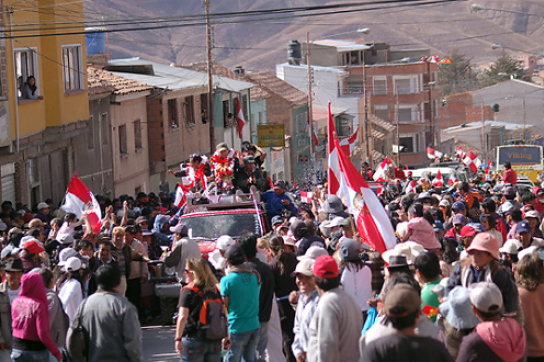 Gefeiert: Rückkehr der Verhandlungsführer nach Potosí 
