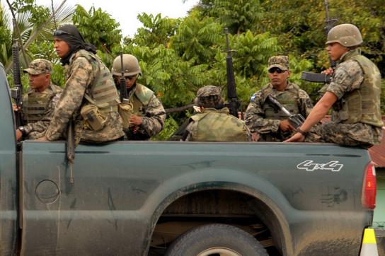 Honduranisches Militär in der Region Bajo Aguán