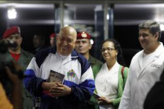 Chávez bei der Ankunft im Hospital