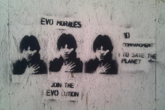 Findet weltweit Zuspruch: Evo Morales - hier auf einem Grafifito in Washington