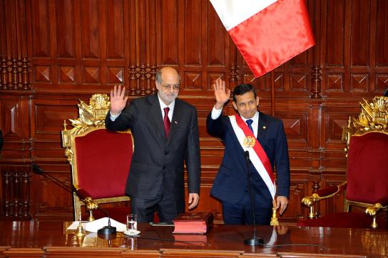 Parlamentspräsident Daniel Abugattás Majluf und Präsident Ollanta Humala