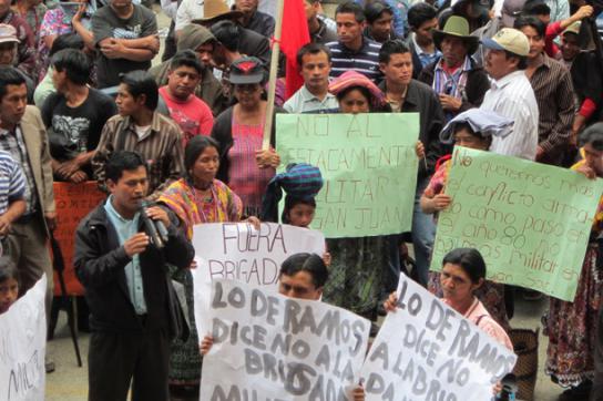 Proteste gegen Militärbasis in San Juan