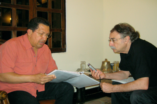 Hugo Chávez und Amerika21.de-Kolumnist Ignacio Ramonet im Interview