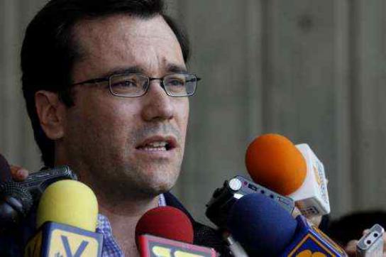 Der Leiter der Conatel-Untersuchungskommission, Pedro Maldonado, kündigte gestern das Verfahren gegen Globovisión an Leiter der Conatel-Untersuchungskommission, Pedro Maldonado