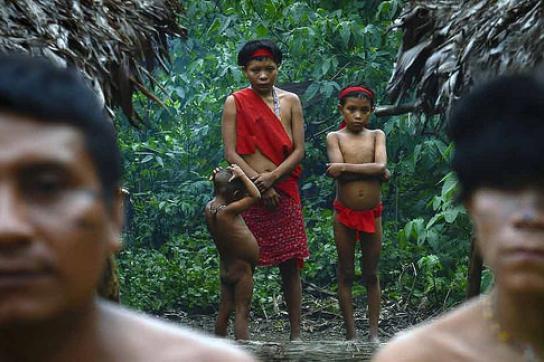 Angehörige der Yanomami in Brasilien