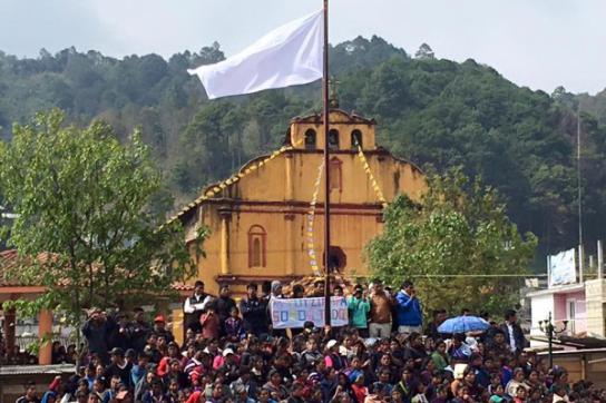 Rebellion in Oxchuc, Chiapas Indigener Aufstand in Oxchuc