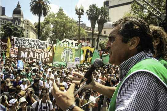 ATE-Generalsekretär Hugo Godoy auf dem Plaza de Mayo