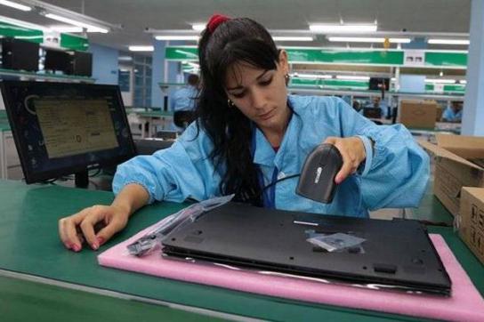 Seit Dezember letzten Jahres werden auf Kuba Laptops und Tablets montiert