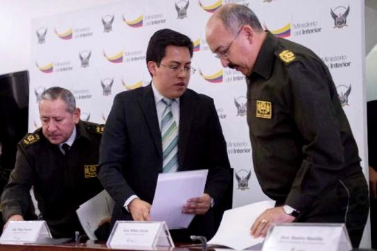Innenminister Diego Fuentes über den Rückgang der Gewaltverbrechen in Ecuador