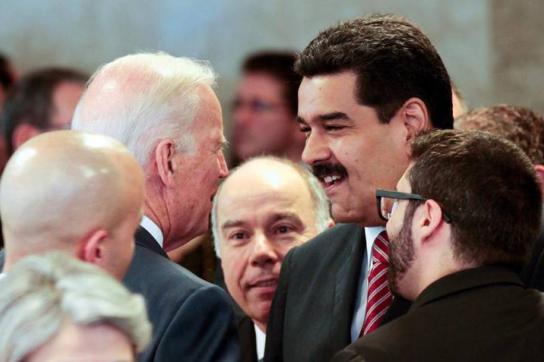 Maduro und Biden bei ihrer Begegnung 2016 in Brasília